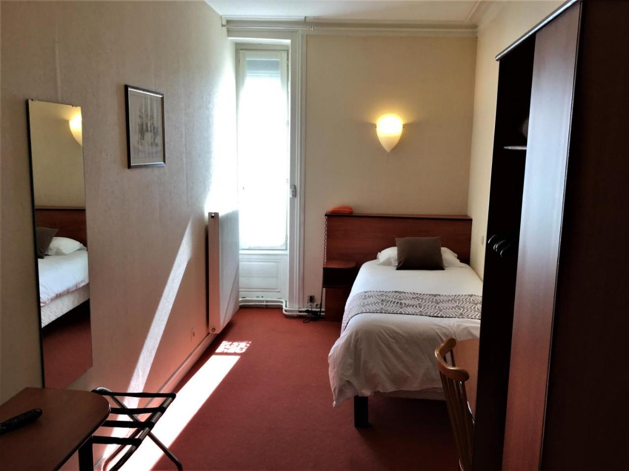 Nouvel Hotel 2*
